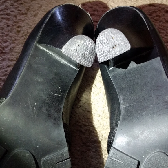 Vintage Black Tommy Hilfiger Heels - Picture 8 of 15